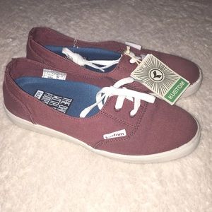 Cream Kustom Footwear shoes.